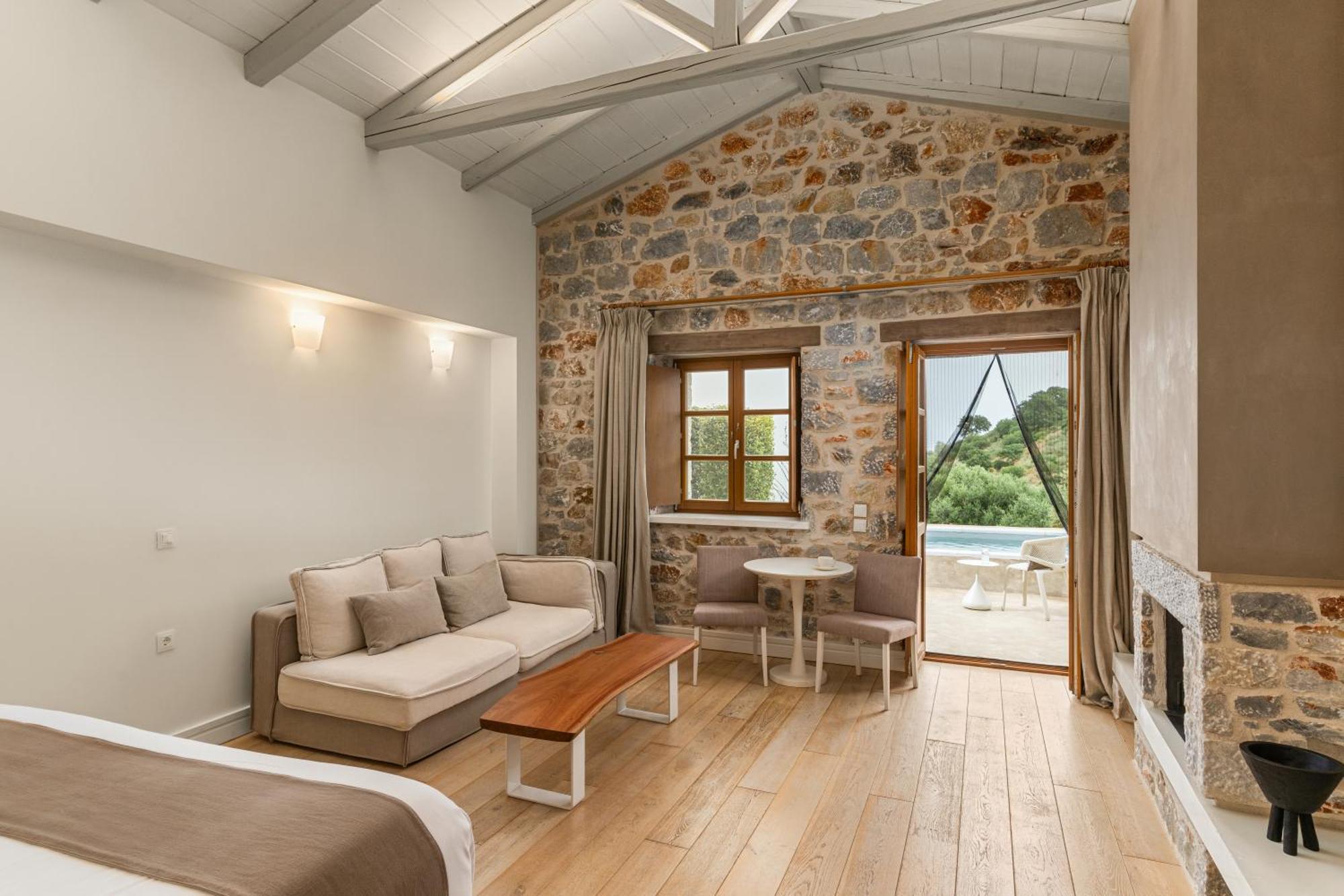 100 Rizes Seaside Resort- Small Luxury Hotels Of The World Kalivia  部屋 写真