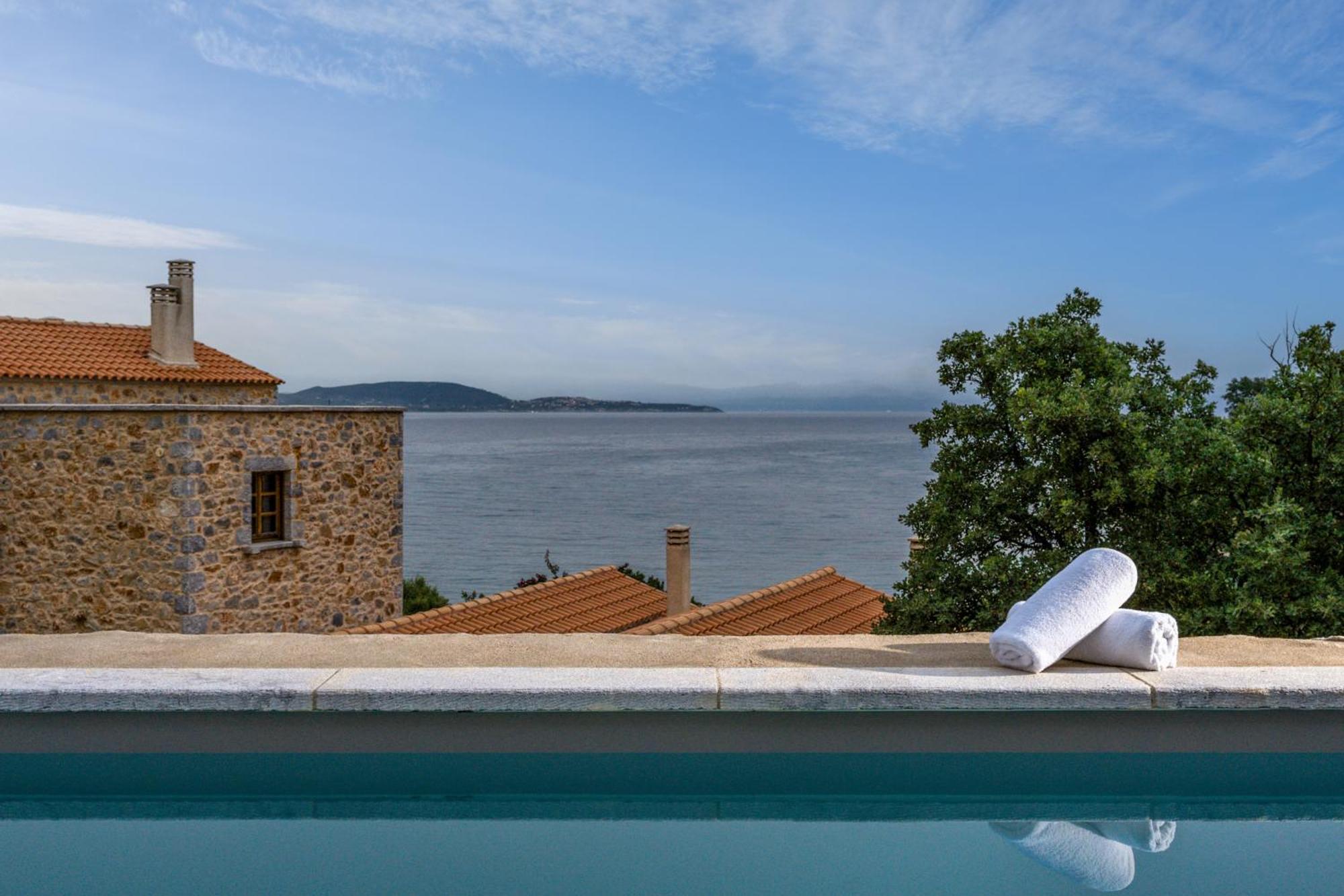100 Rizes Seaside Resort- Small Luxury Hotels Of The World Kalivia  部屋 写真