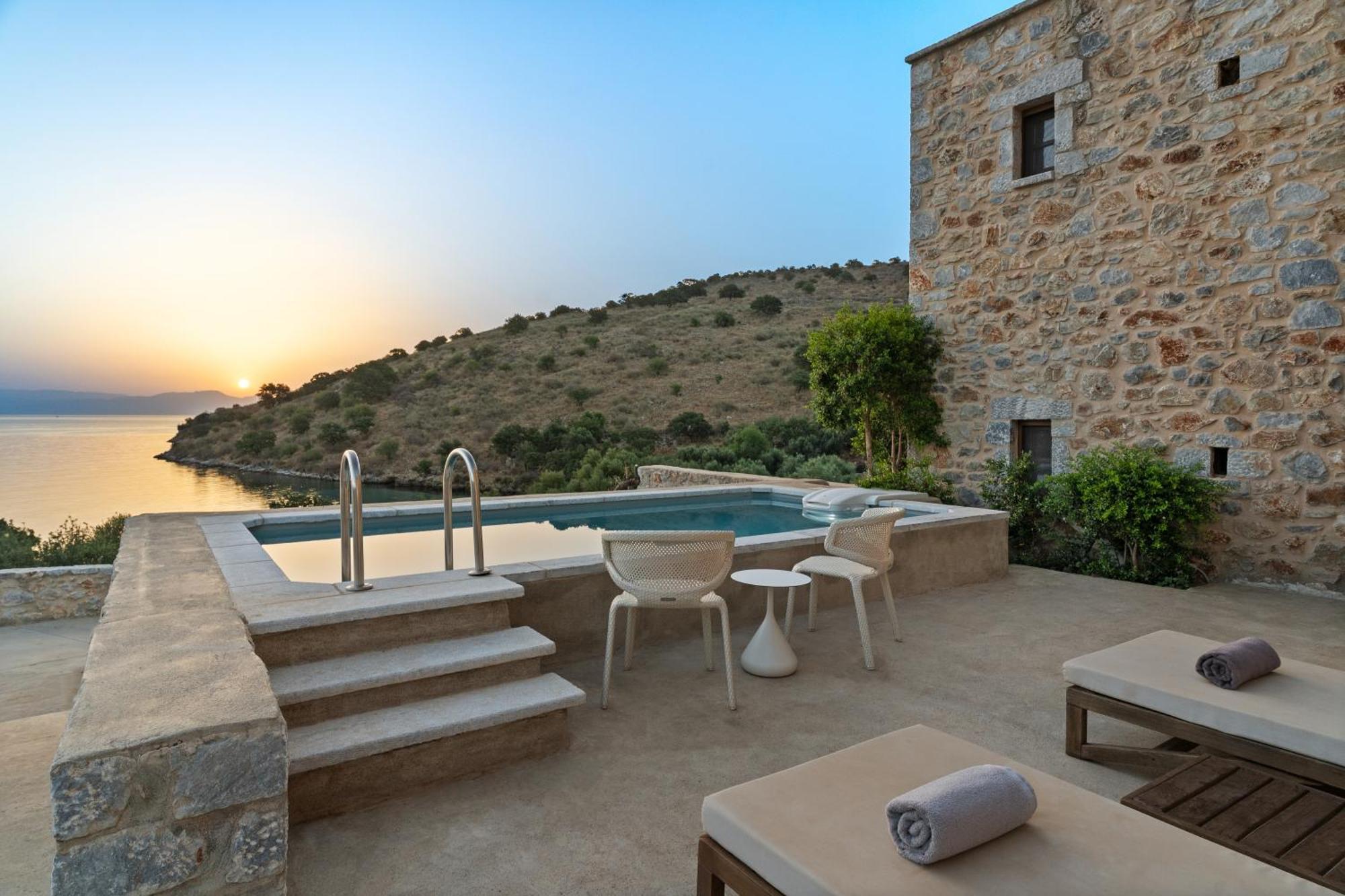 100 Rizes Seaside Resort- Small Luxury Hotels Of The World Kalivia  部屋 写真